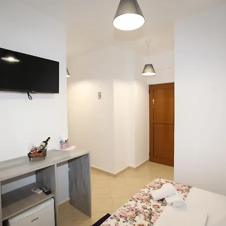 Couette-café Hotel Horizont Sarande *