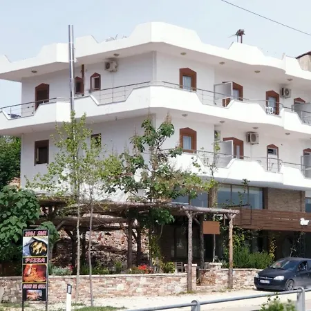 Hotel Horizont Sarande Couette-café