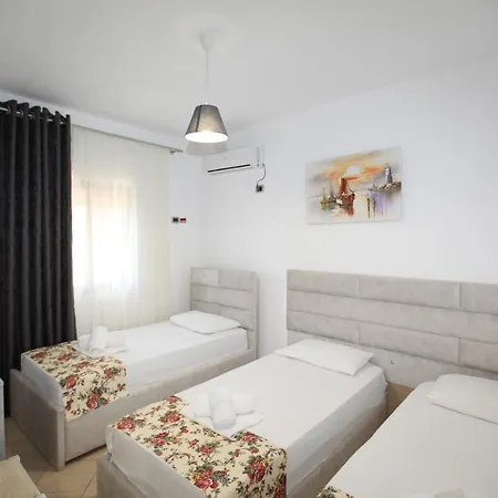 Hotel Horizont Sarande Couette-café *